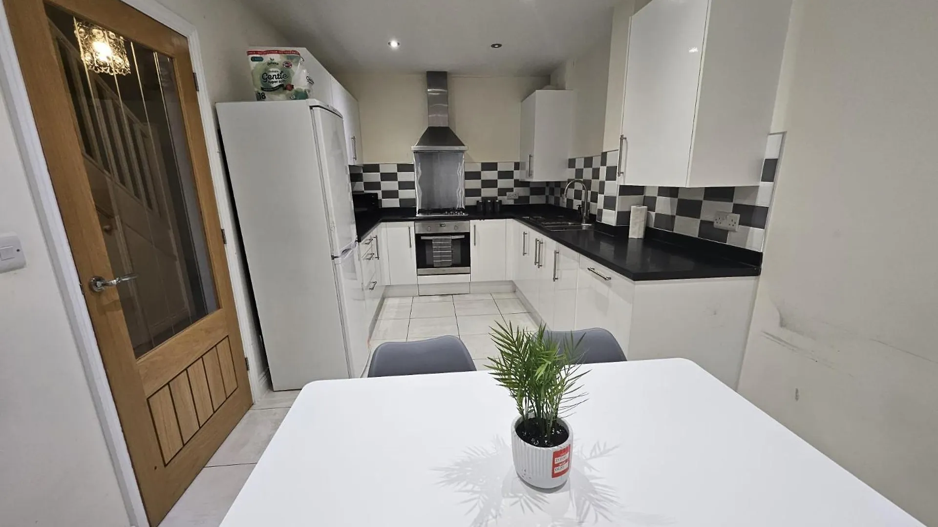 The Villas - Near Nec-Bhax Birmingham Guest house