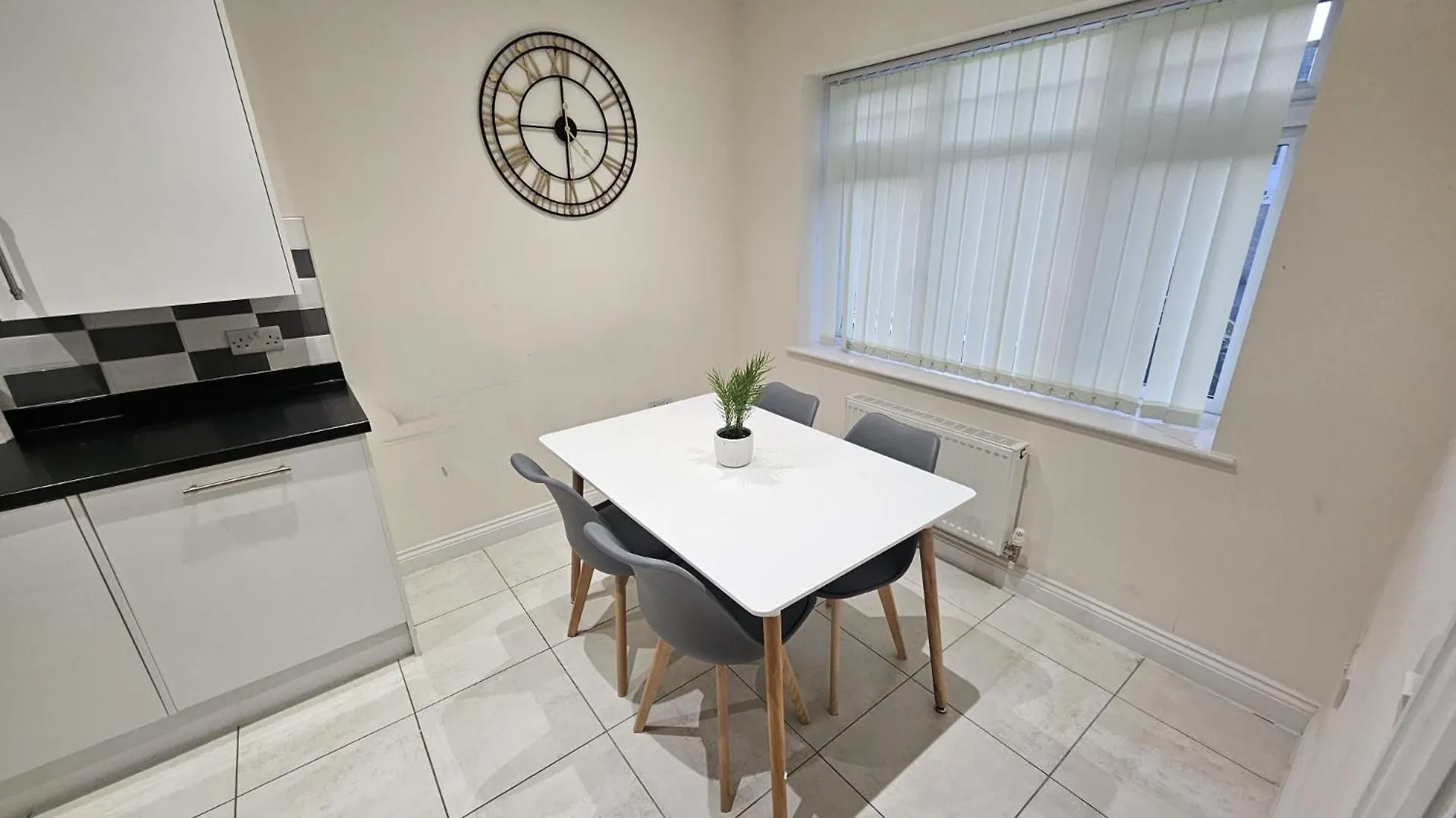 Guest house The Villas - Near Nec-Bhax Birmingham