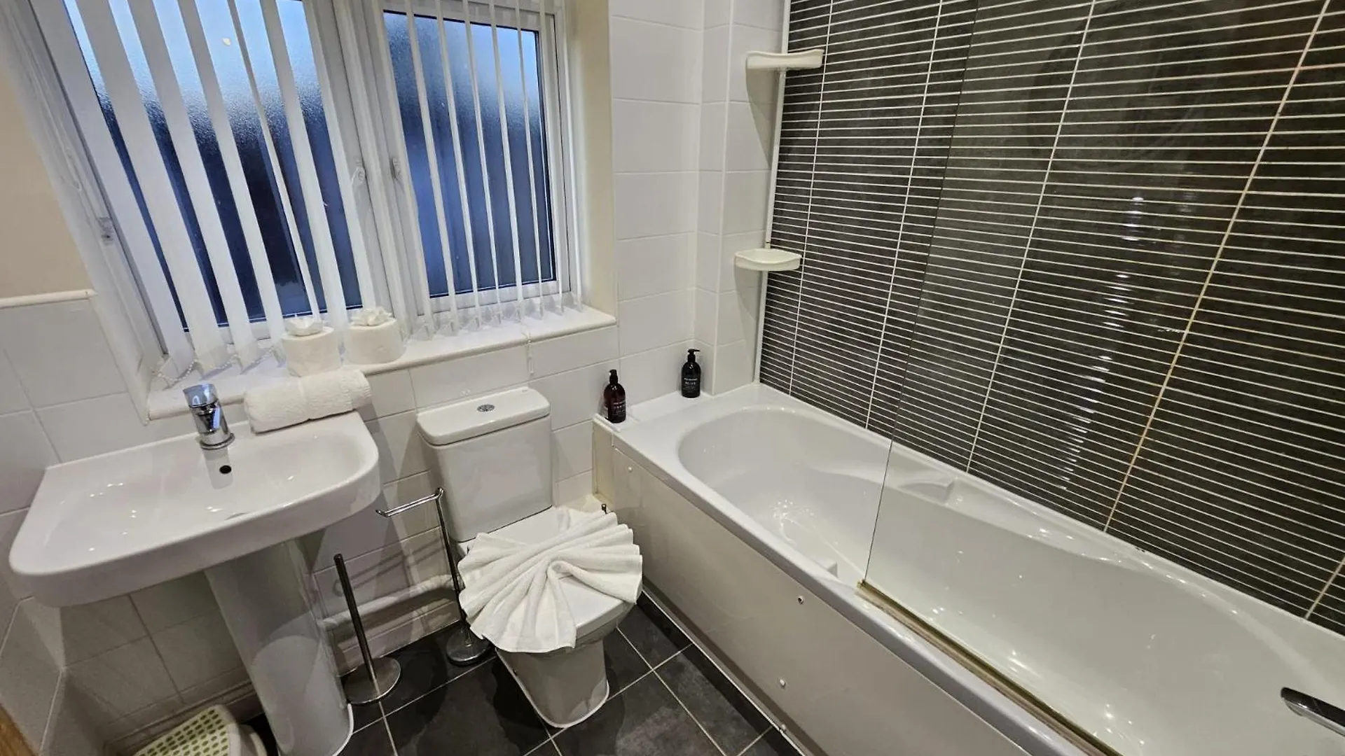 The Villas - Near Nec-Bhax Birmingham United Kingdom