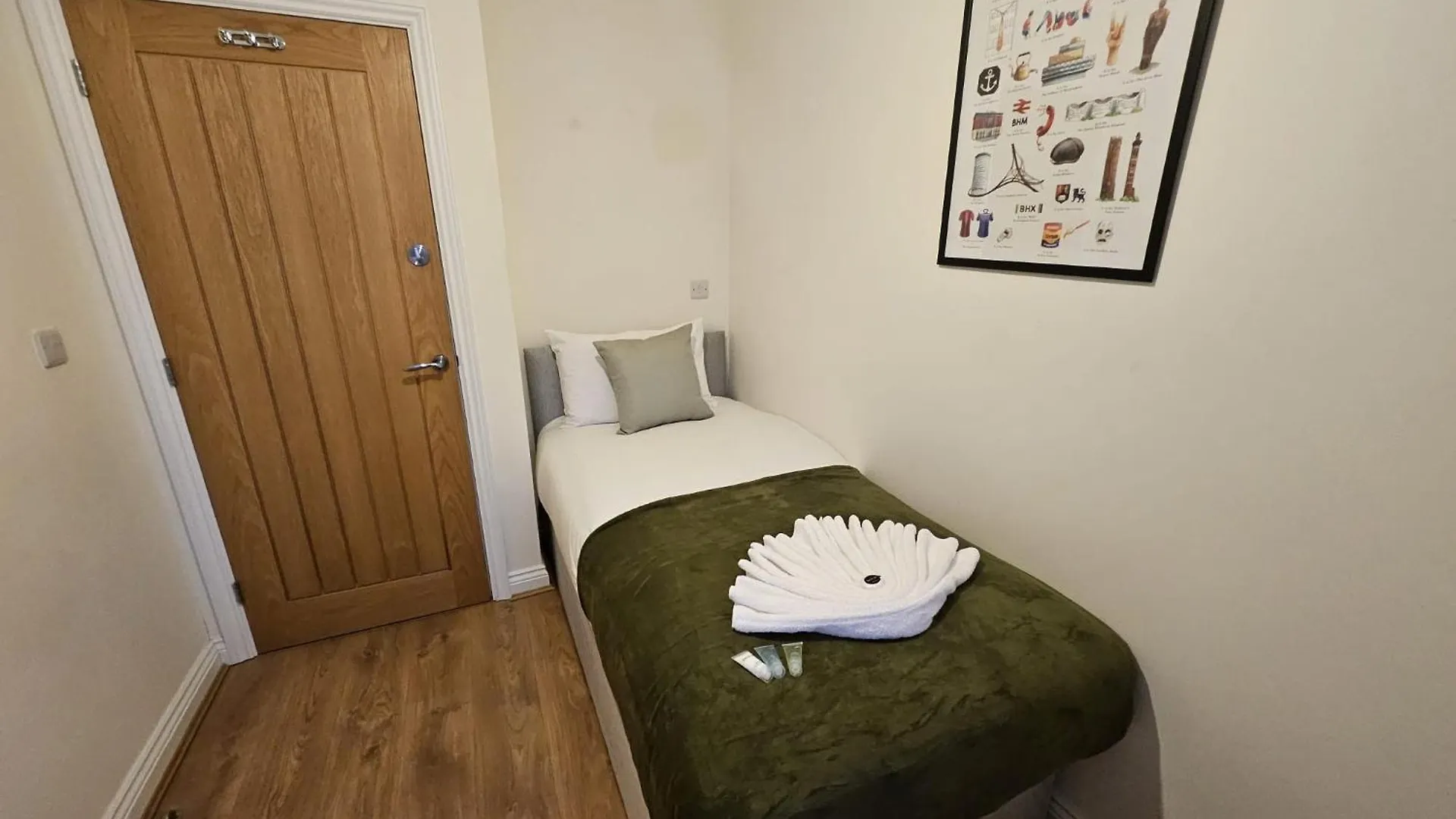 The Villas - Near Nec-Bhax Birmingham 0*,  United Kingdom